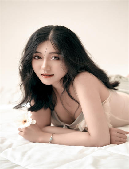 影视大辞典的文化思考：传统文化与现代价值观的对话 理解作品的时代背景与文化语境